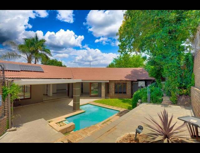 3 BEDROOM HOUSE FOR SALE IN HURLINGHAM